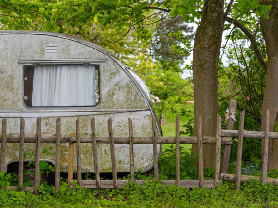 Damped caravan